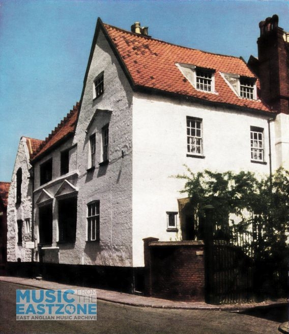 MUSIC HOUSE, THE